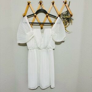 NWT! Do + Be White Pleated Off The Shoulder Mini Dress Size S